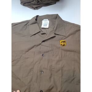 Twinhill United Parcel Service UPS Uniform Shirt Men XL Brown Button Long Sleeve